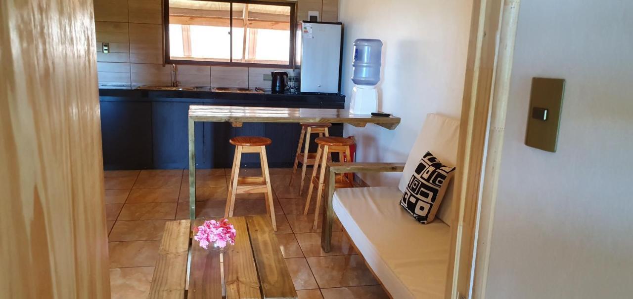 Apartamentos Tupuna Lodge 汉格罗阿 外观 照片