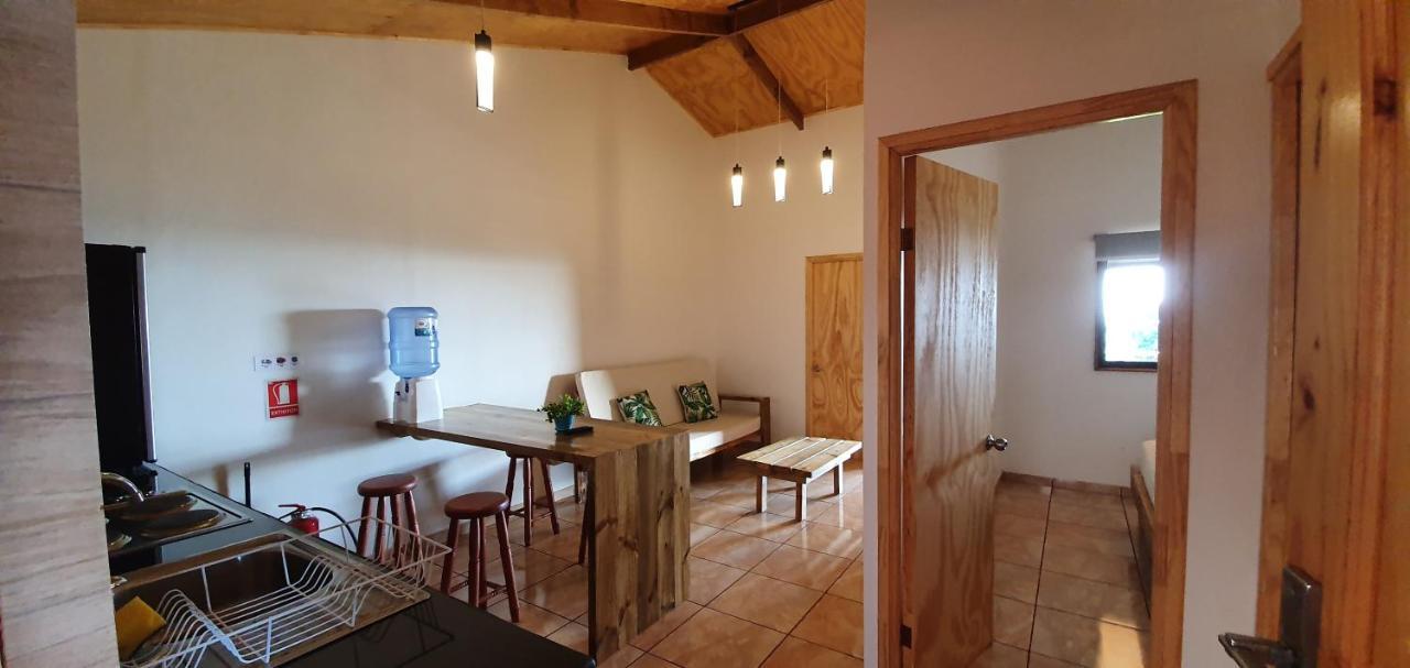 Apartamentos Tupuna Lodge 汉格罗阿 外观 照片